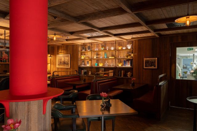 Bar