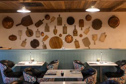 Restaurant Le Puy-Sainte-Réparade · La Rôtisserie · Aix-en-Provence